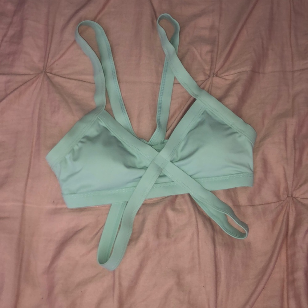 bathing suit top that wraps around your stomach